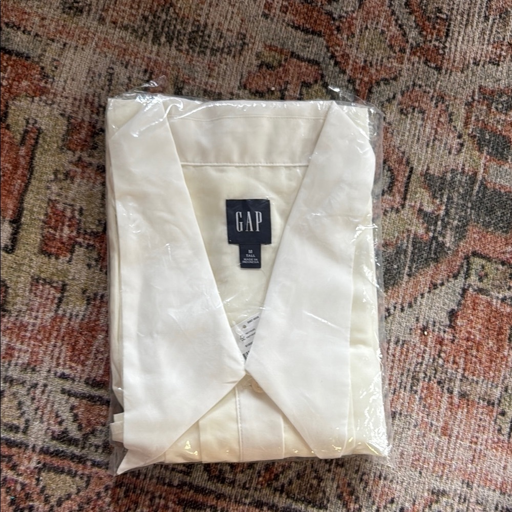 GAP white sheer tuxedo Collared Shirt med